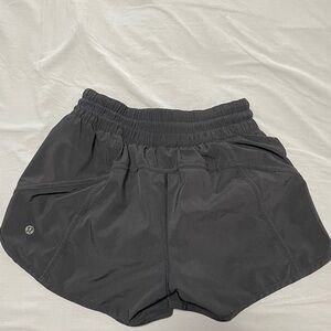 Black Lululemon hottie hot shorts size 6